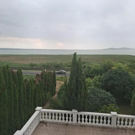 ベッド・アンド・ブレックファスト Zolka Vendeghaz 3*