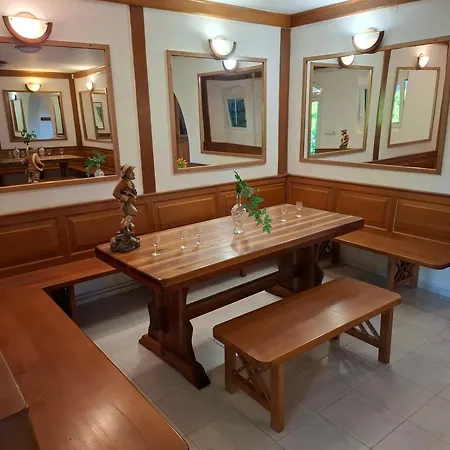 Zolka Vendeghaz Bed & Breakfast