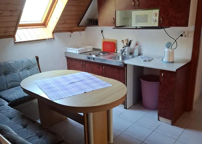 Zolka Vendeghaz 3* בדקסוניטומאי